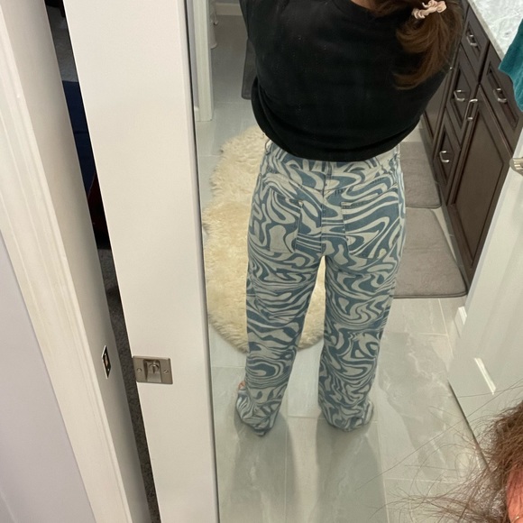 Funky Jeans - Picture 2 of 2